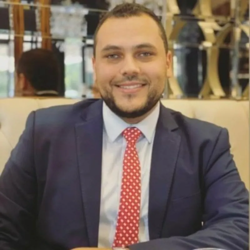 معتز مرتجى